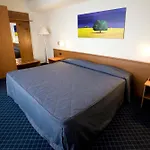 Hotel Gallia 3*