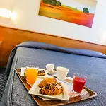 Gallia Hotel 3*