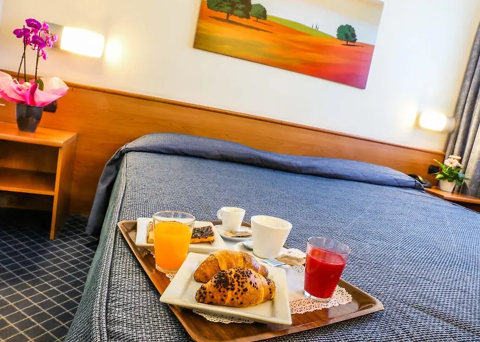 Gallia Hotel 3*